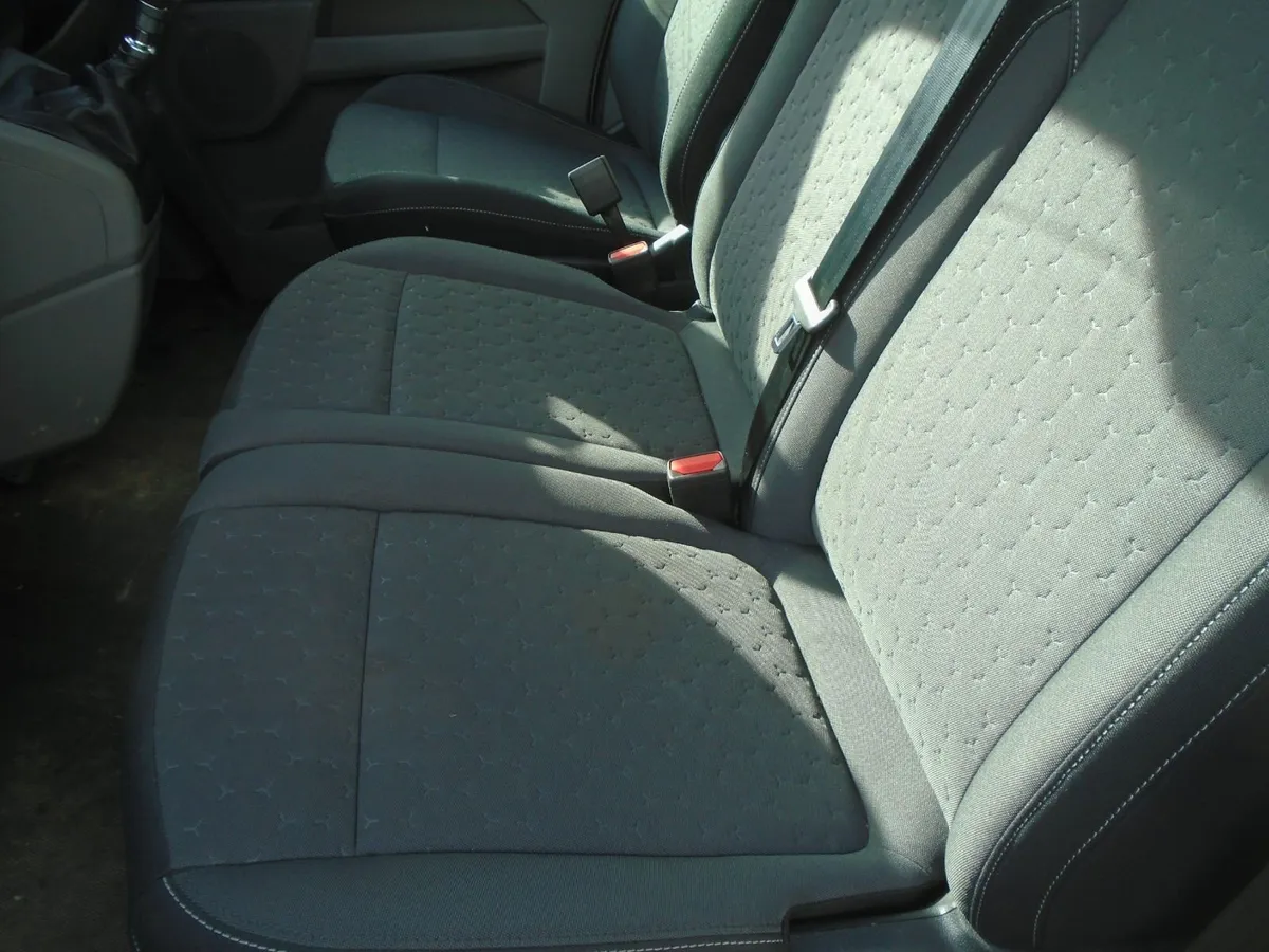 2024 Ford Transit Custom LIMITED LWB 136HP. - Image 4
