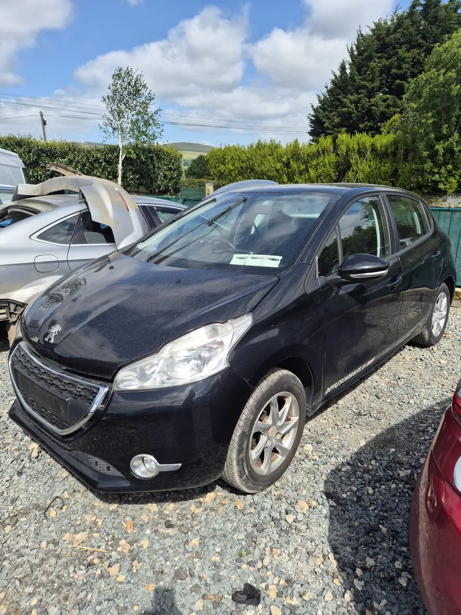 Peugeot 208 - Breaking only - Image 3