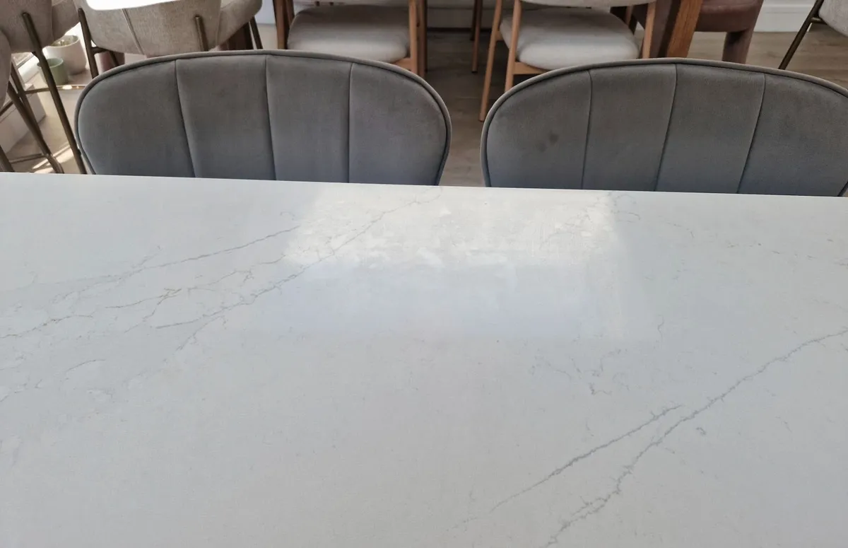 4 kitchen counter stools - Image 2