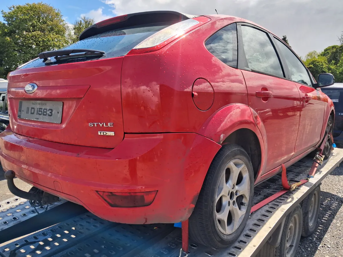 2011 Ford Focus parts - Image 3