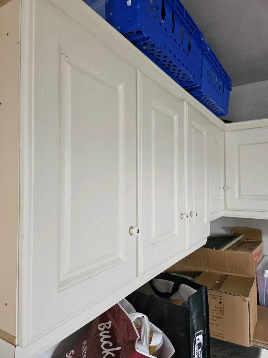 Kitchen - Image 3