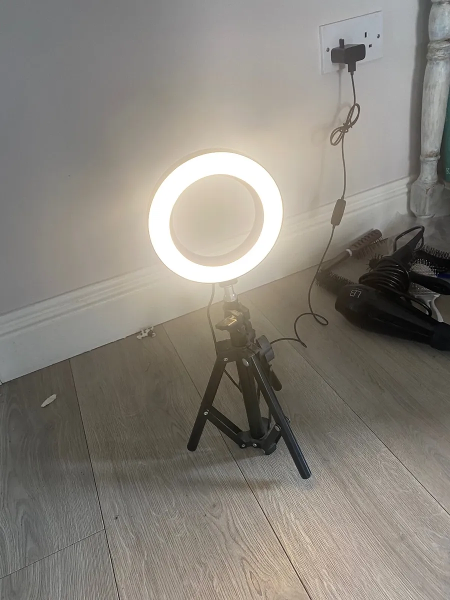Makeup light - Image 1