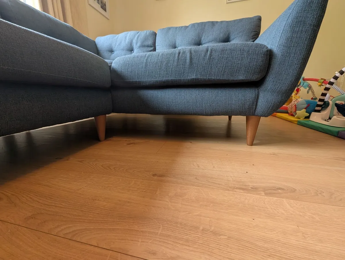Corner sofa- 4 seater - Image 2