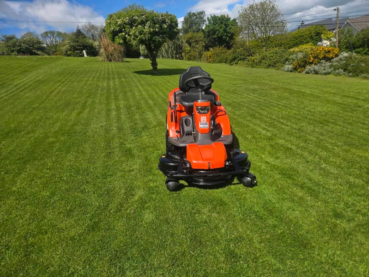 Husquvana lawnmower for sale - Image 2