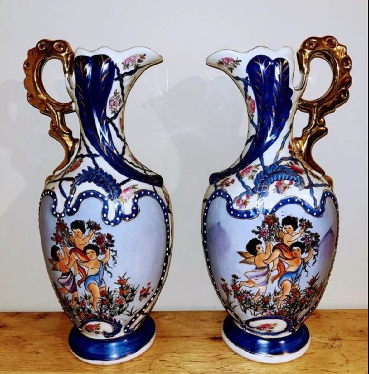 Pair of 19th Century Vases - Image 1