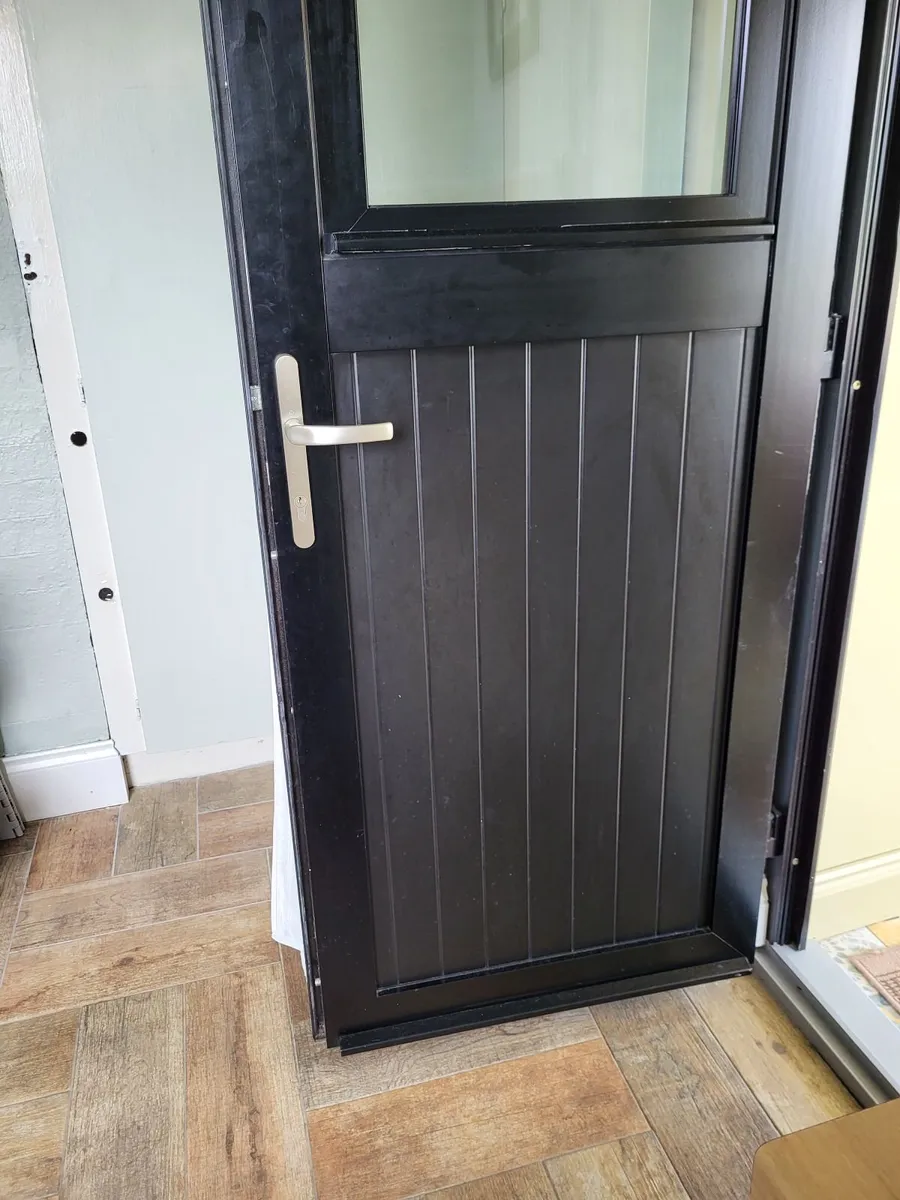 External Door. NO FRAME - Image 4