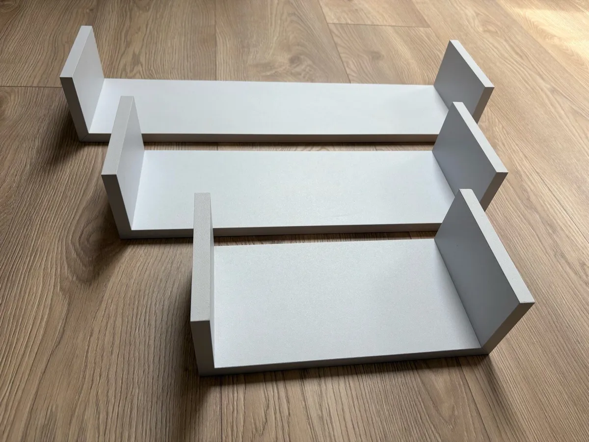 Set of 3 shelves - Image 3