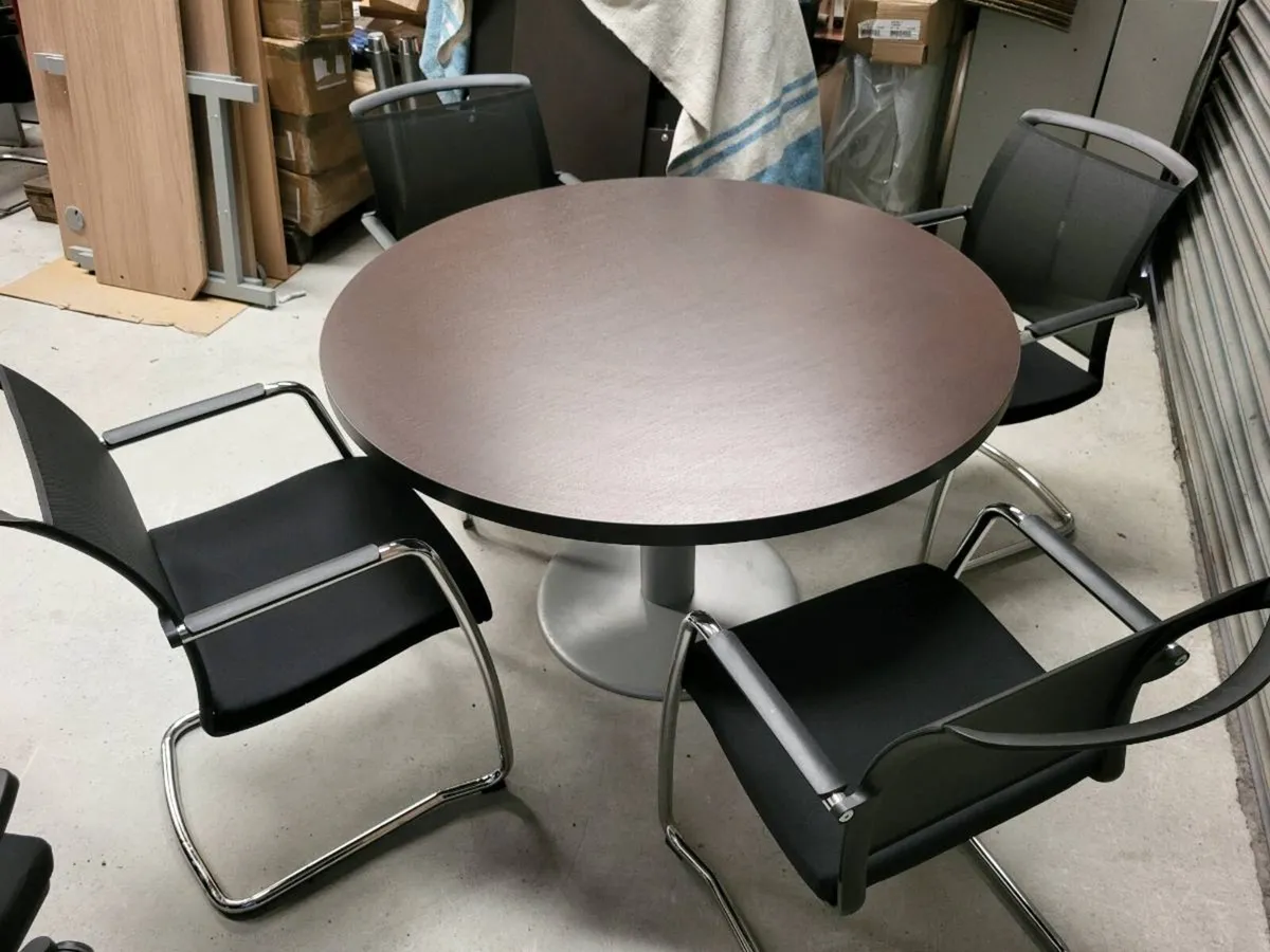 1.2m Diametre Meeting Table & 4 Chairs - Image 3