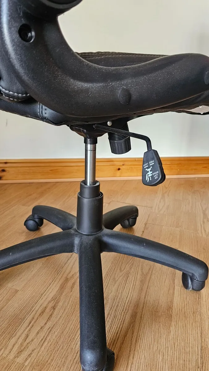Sleek Black & Grey Ergonomic Office Chair - Image 4