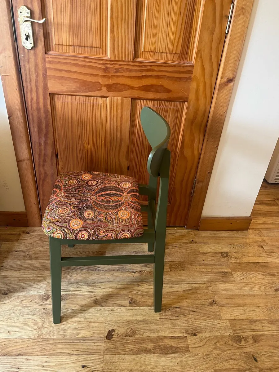 Chairs - Image 4