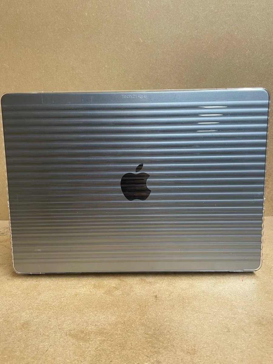 MacBook Pro M3 8GB RAM 512GB SSD - Image 4
