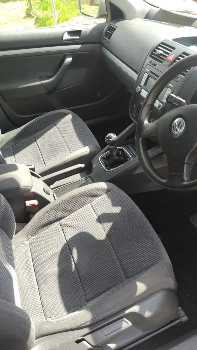 Car VW Jetta - Image 1