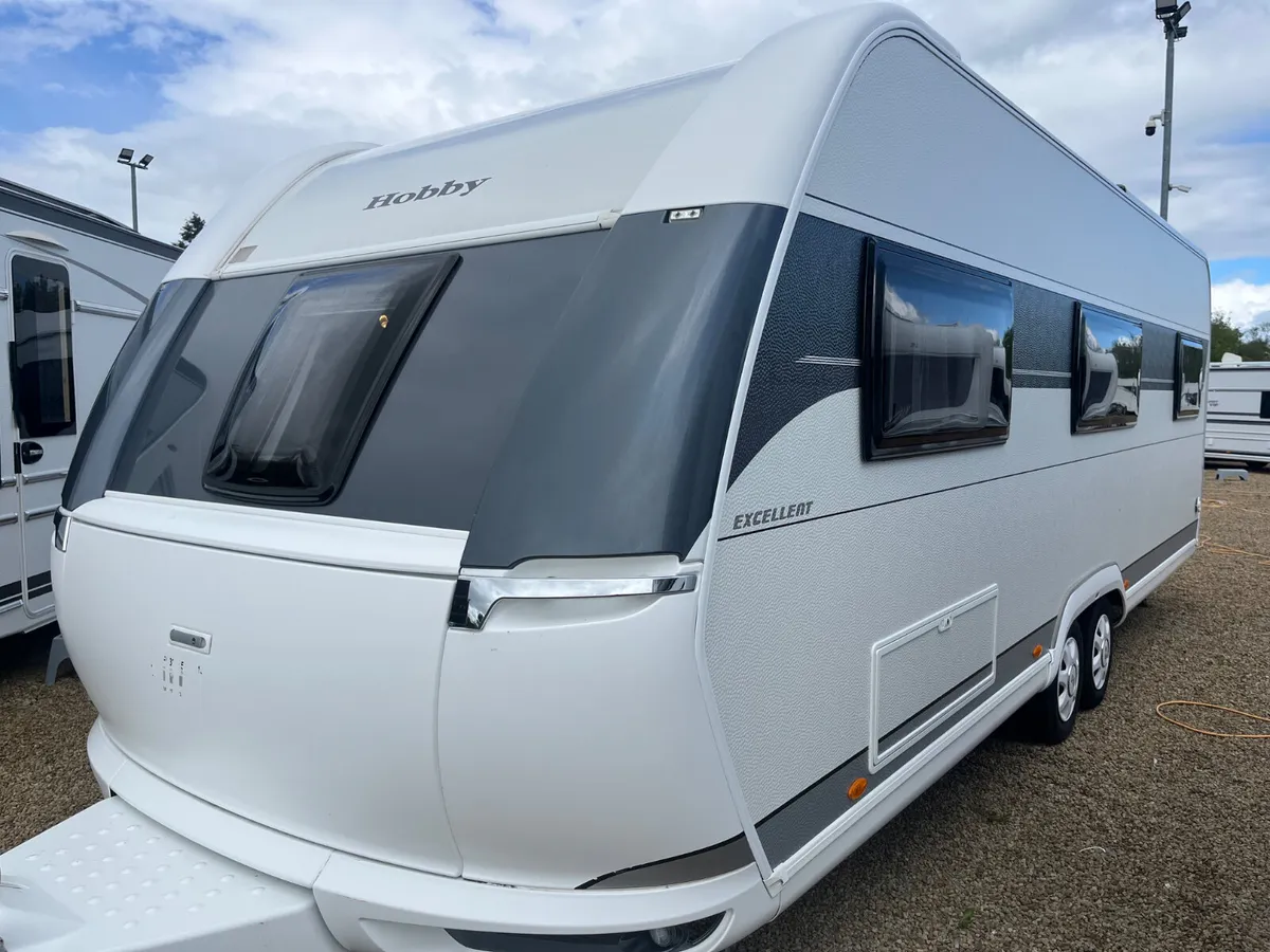 2022 HOBBY 650 UMFE 5/6 BERTH LIC TOURING CARAVAN - Image 3
