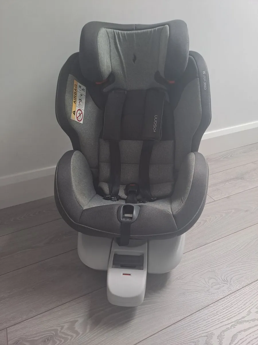Baby Car Seat - Image 1