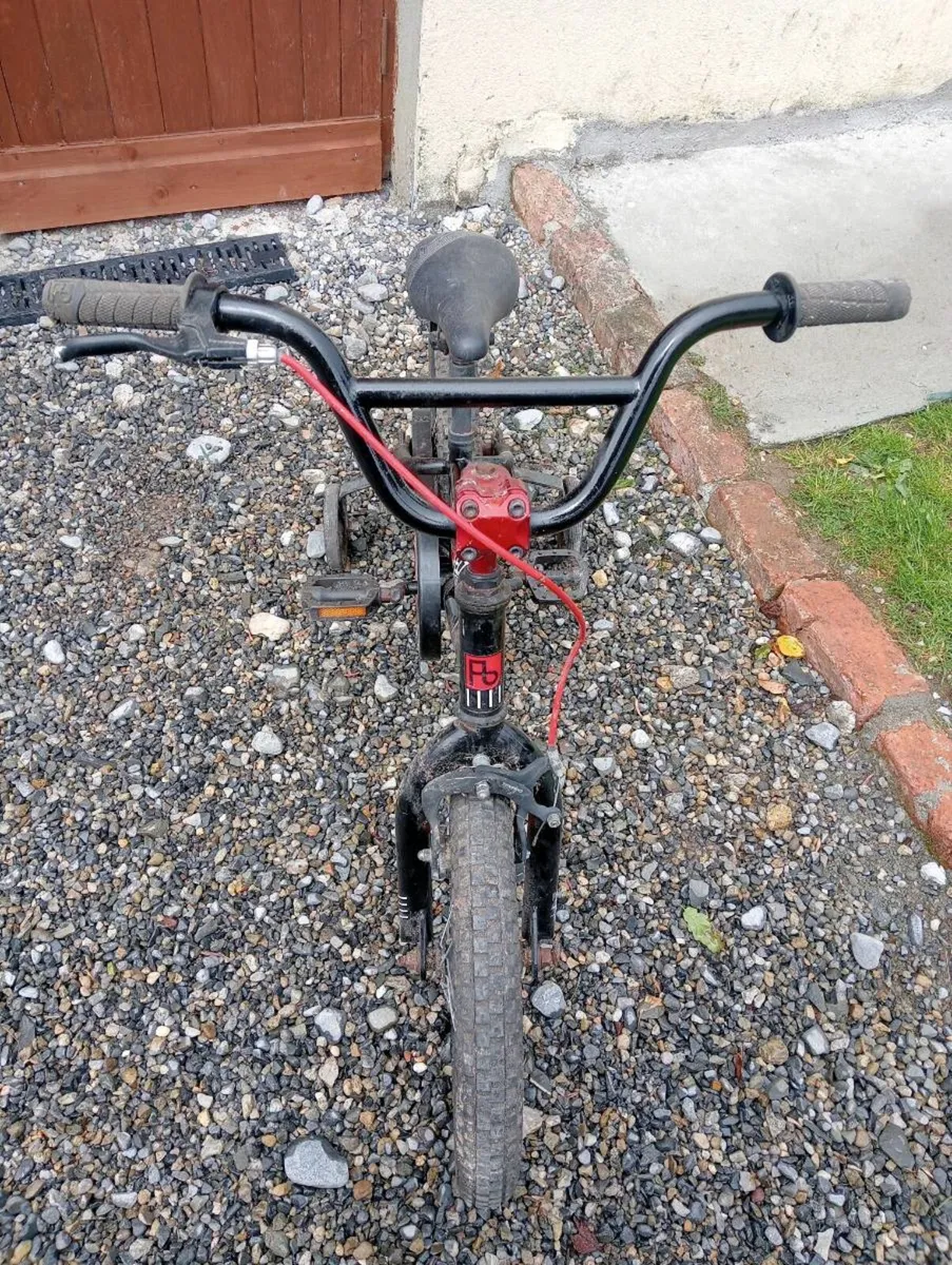 Childs bicycle - Image 2