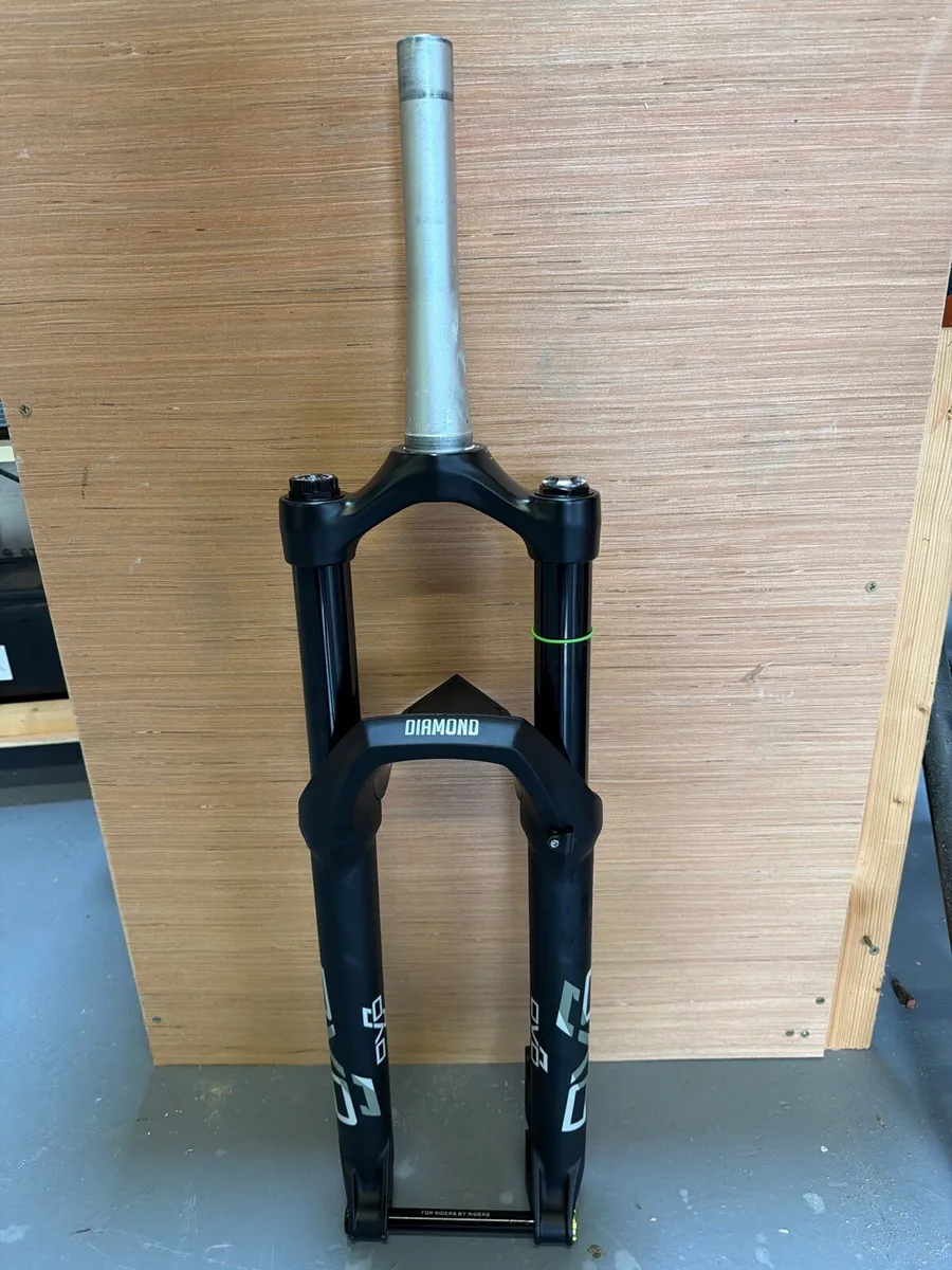 MTB Fork DVO Diamond E3 29 160mm - Image 1