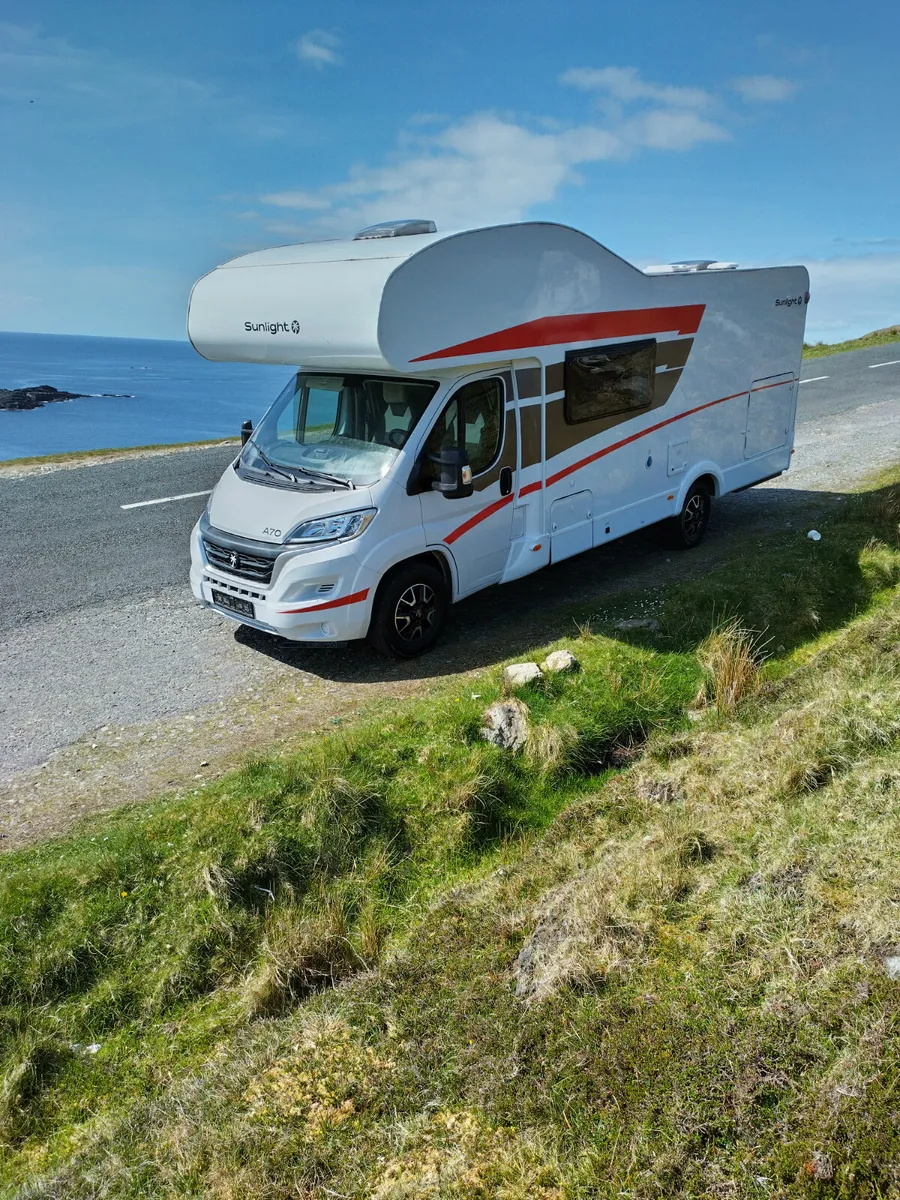 FIAT Camper 2023  Alcove Sunlight  6 seats - Image 4