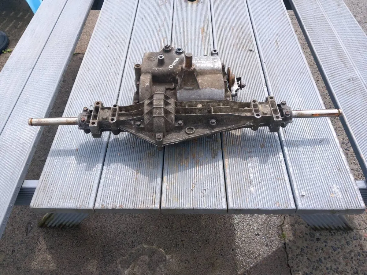 Countax/Westwood manual transmission - Image 3