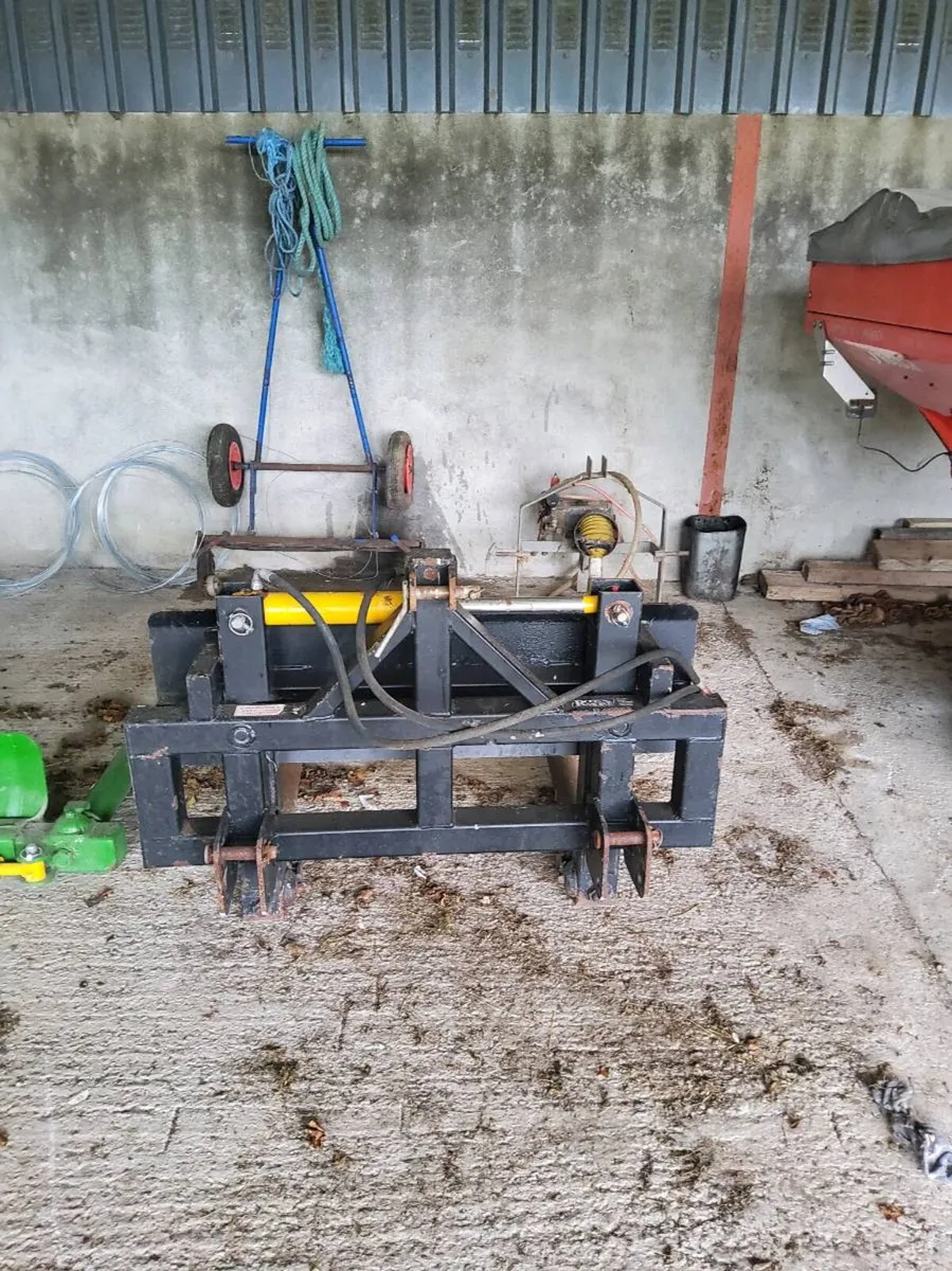 Bale handler - Image 2