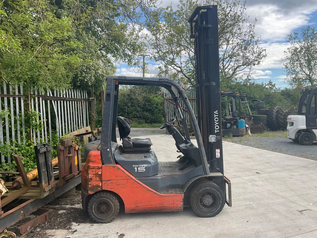 FORKLIFT - Image 3