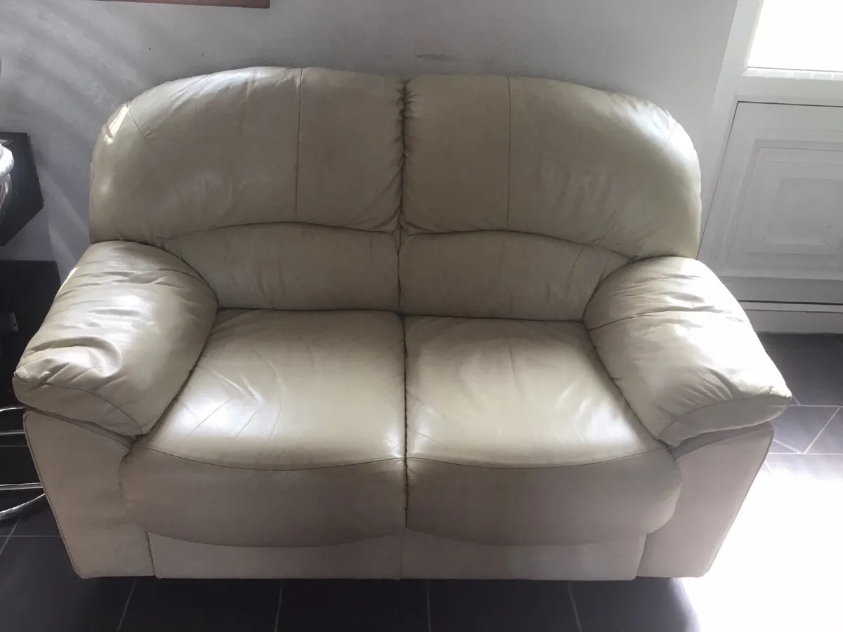 Small leather sofa - Image 2