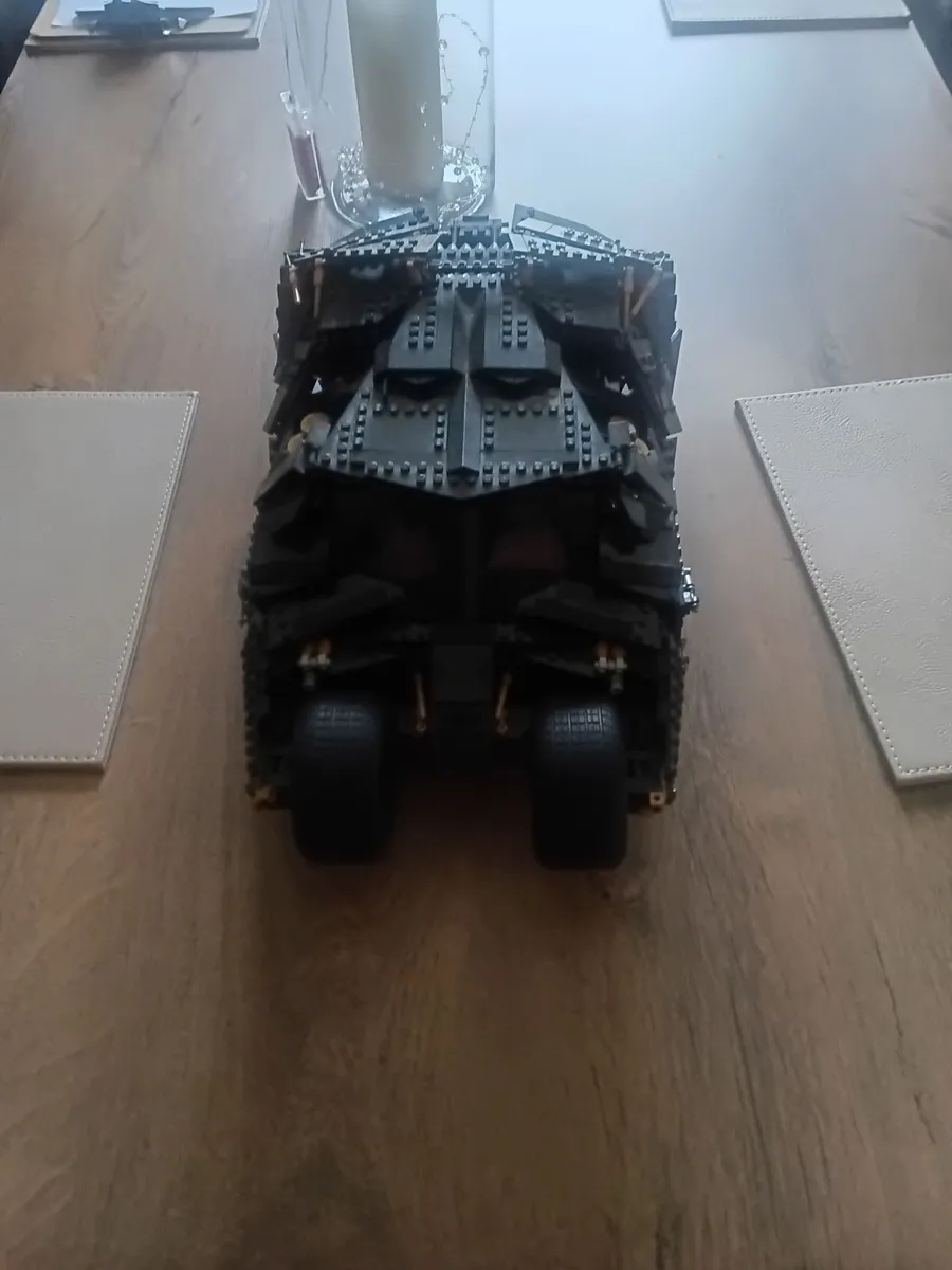 Selection of collectable figures lego tumbler - Image 2