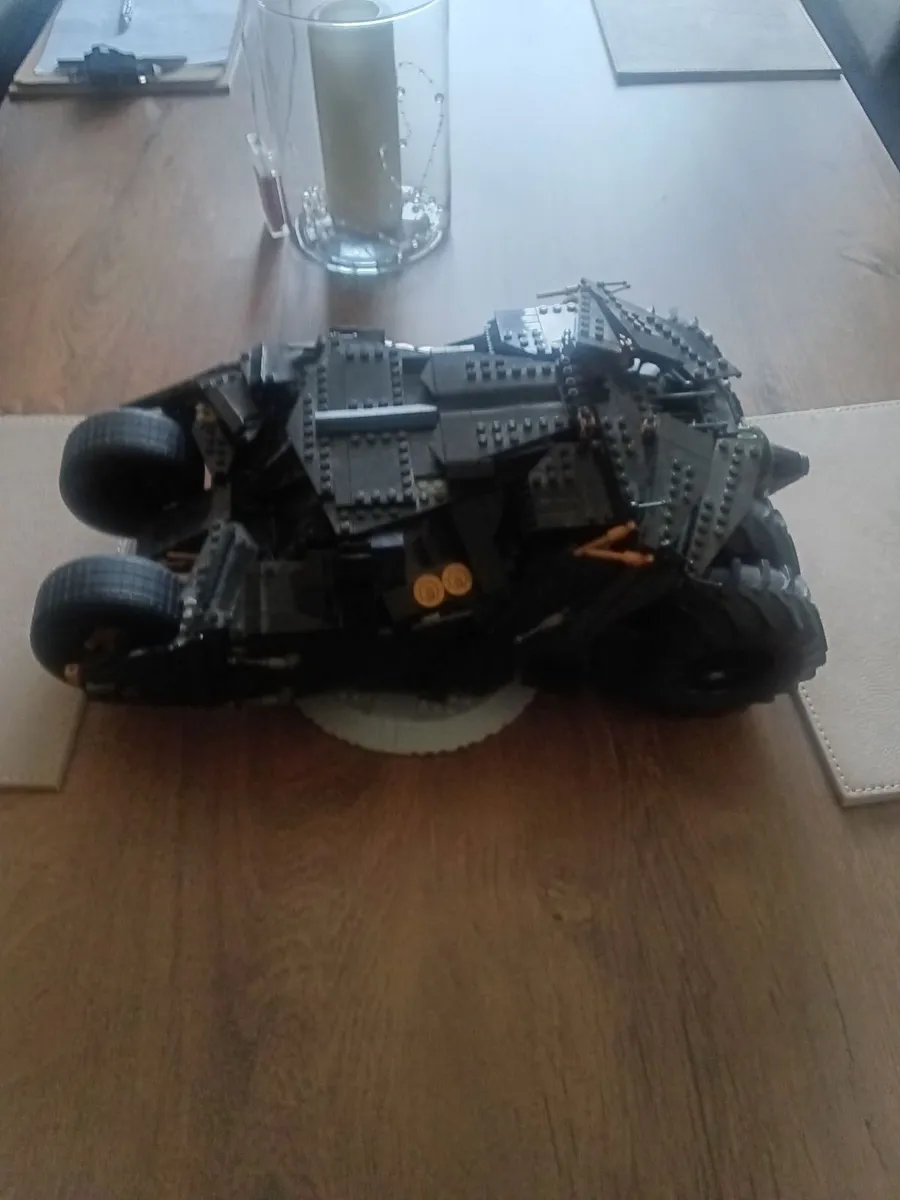 Selection of collectable figures lego tumbler - Image 3