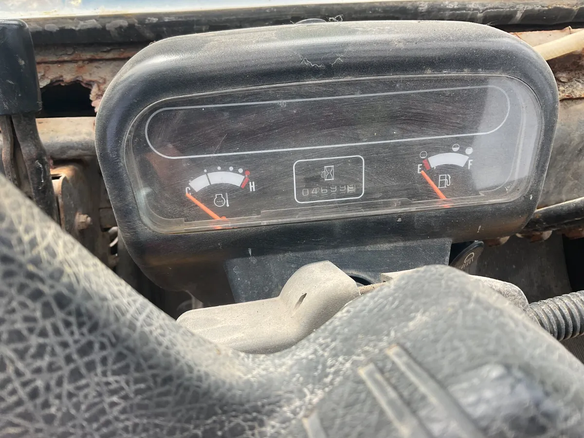 FORKLIFT - Image 4