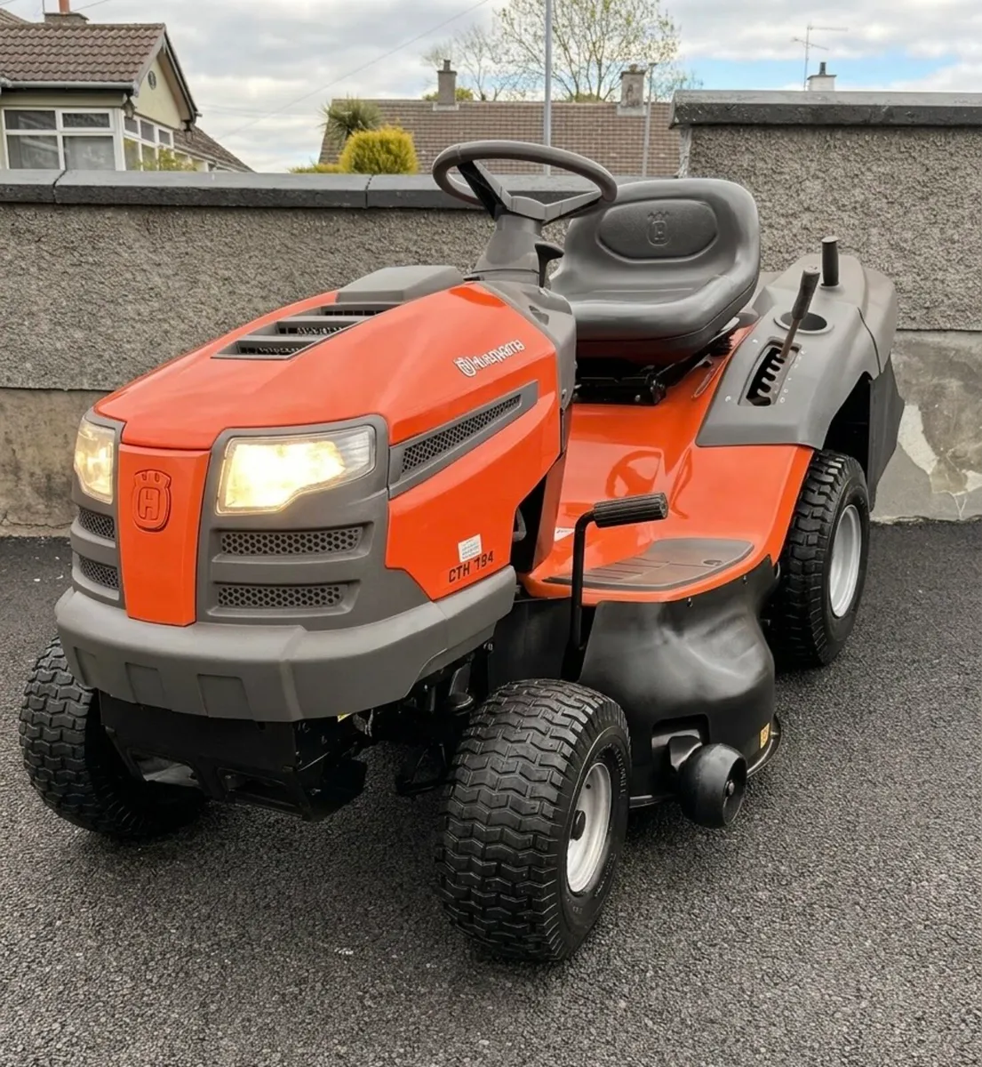 Husqvarna ride on mower - Image 3