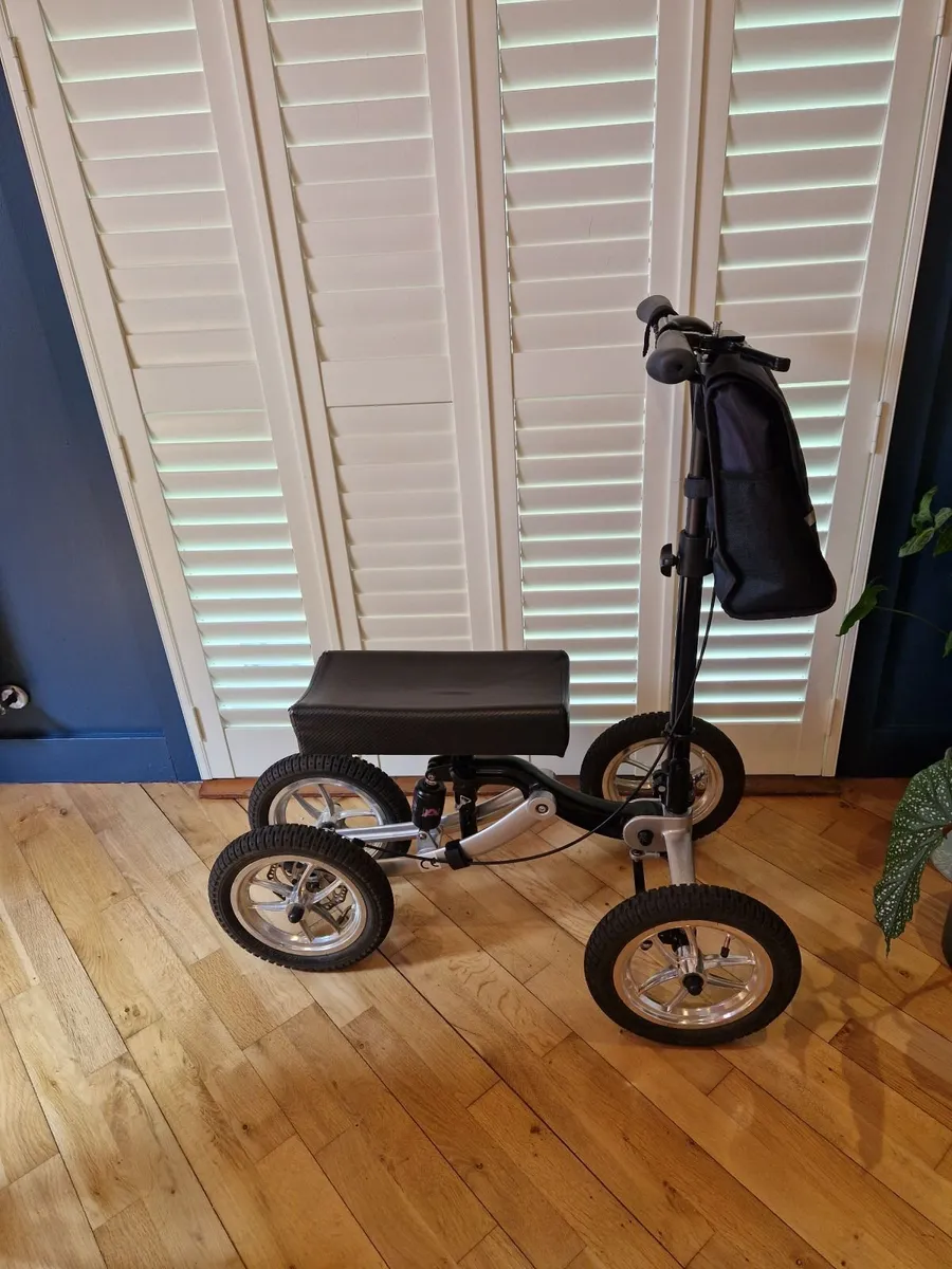 Knee scooter - Image 1
