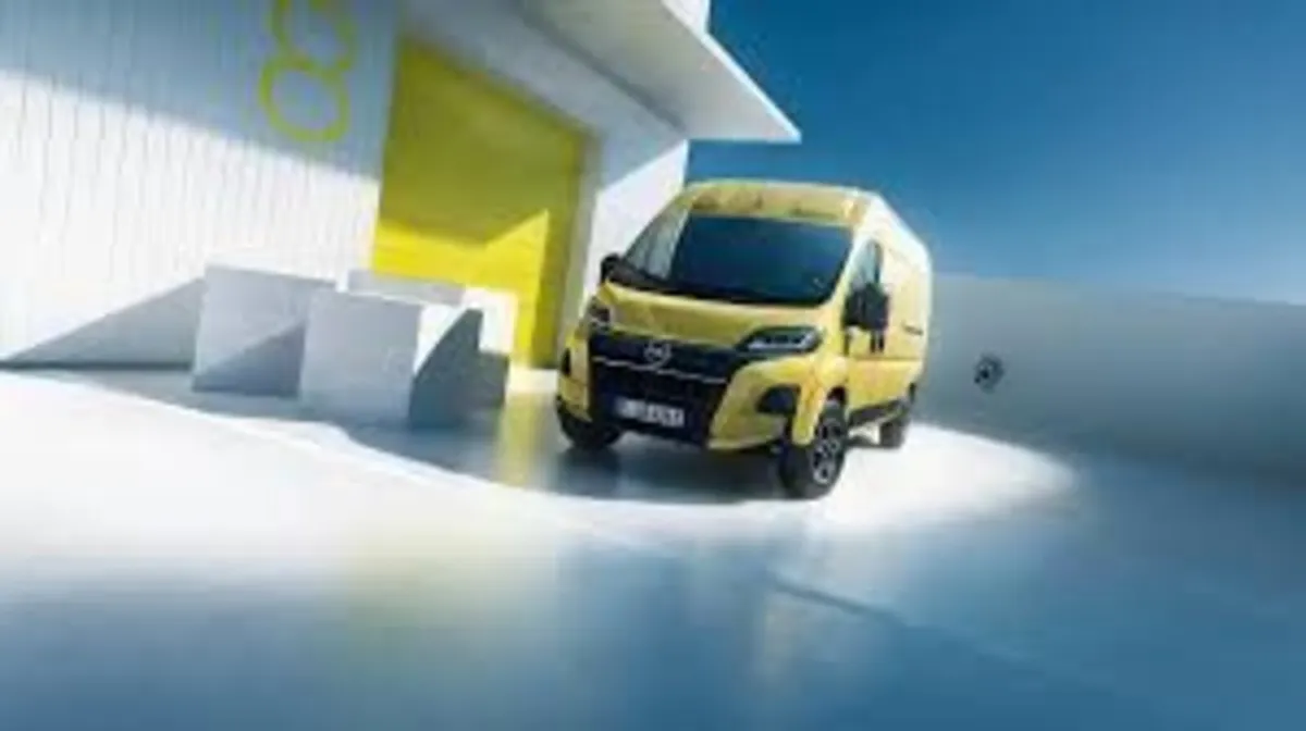 Opel Movano Cruz Cargo Van Xpro Roof Bars Kit - Image 1