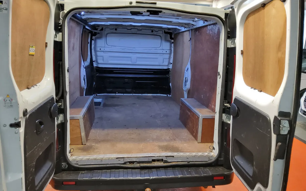 Nissan NV300 2020 - Image 4
