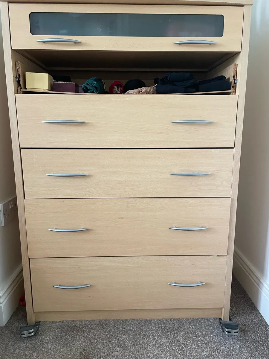 Chest of drawer. - Image 1