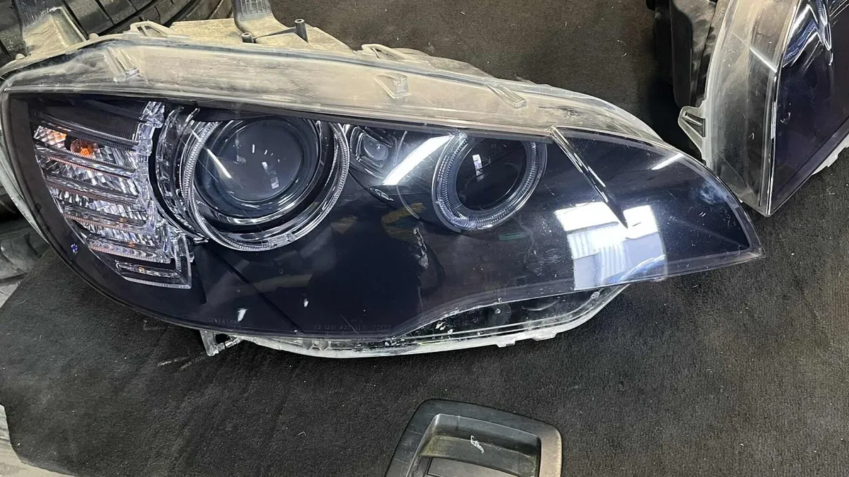 BMW X6 headlights - Image 3