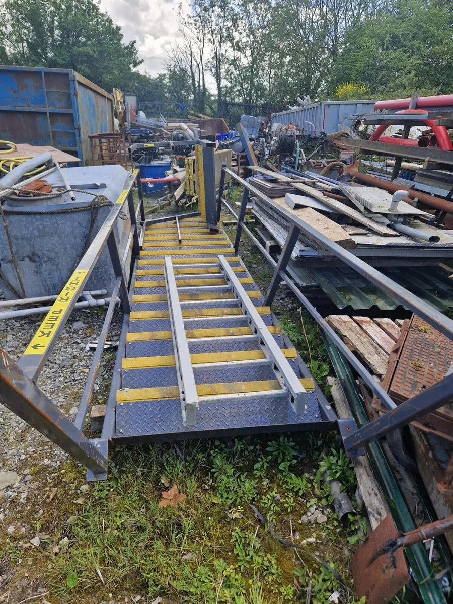 Stairs External - Image 2
