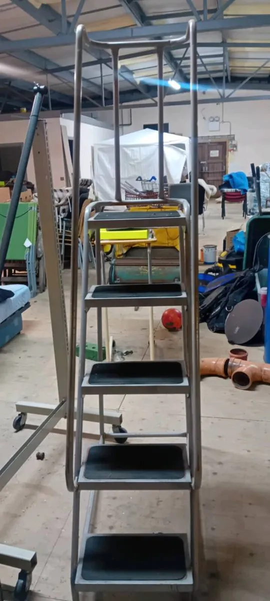 Metal Steps With Guard Rail - Image 1