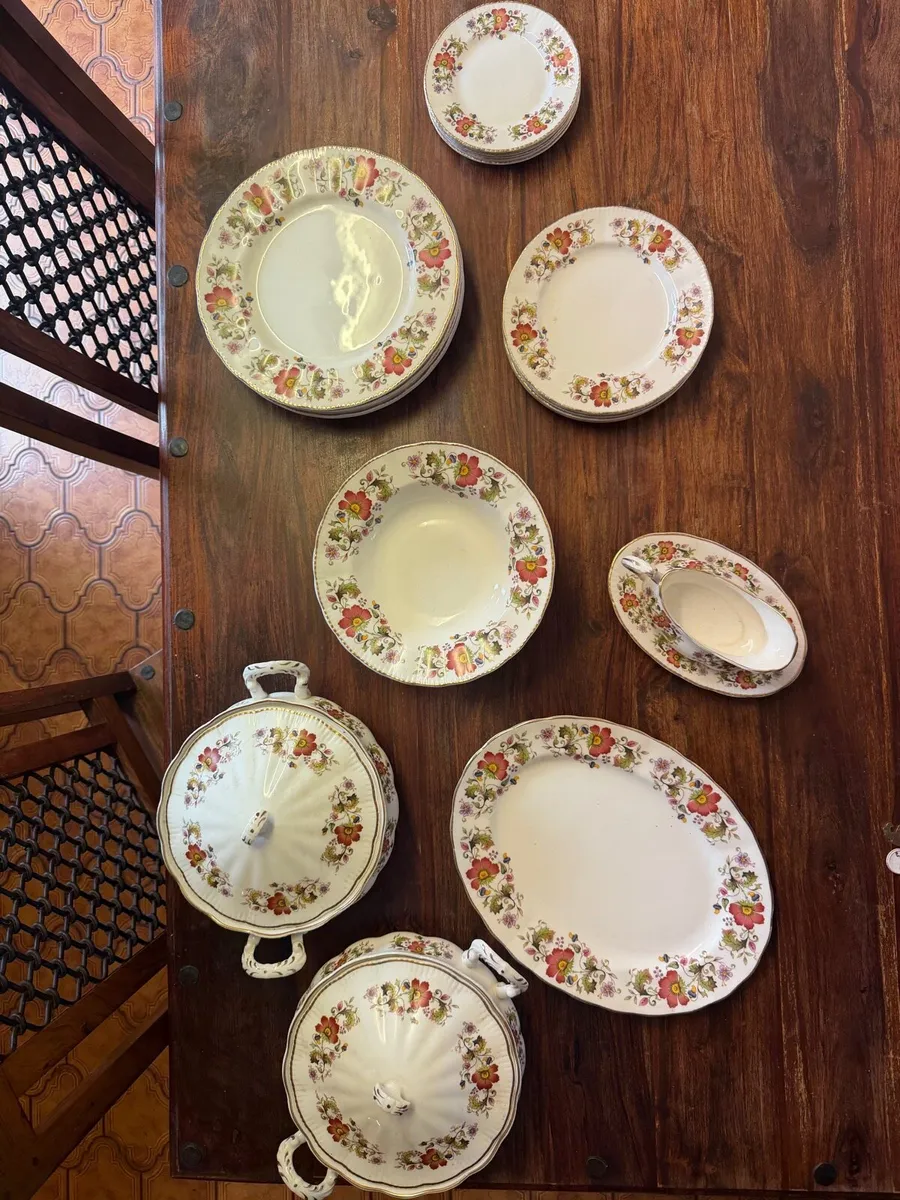 Dinnerware - Image 2
