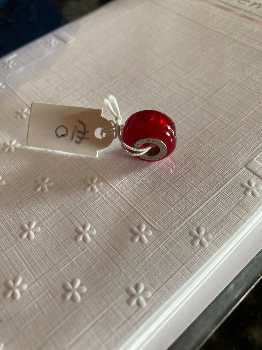 Sterling Silver mount Marano glass charm - Image 2