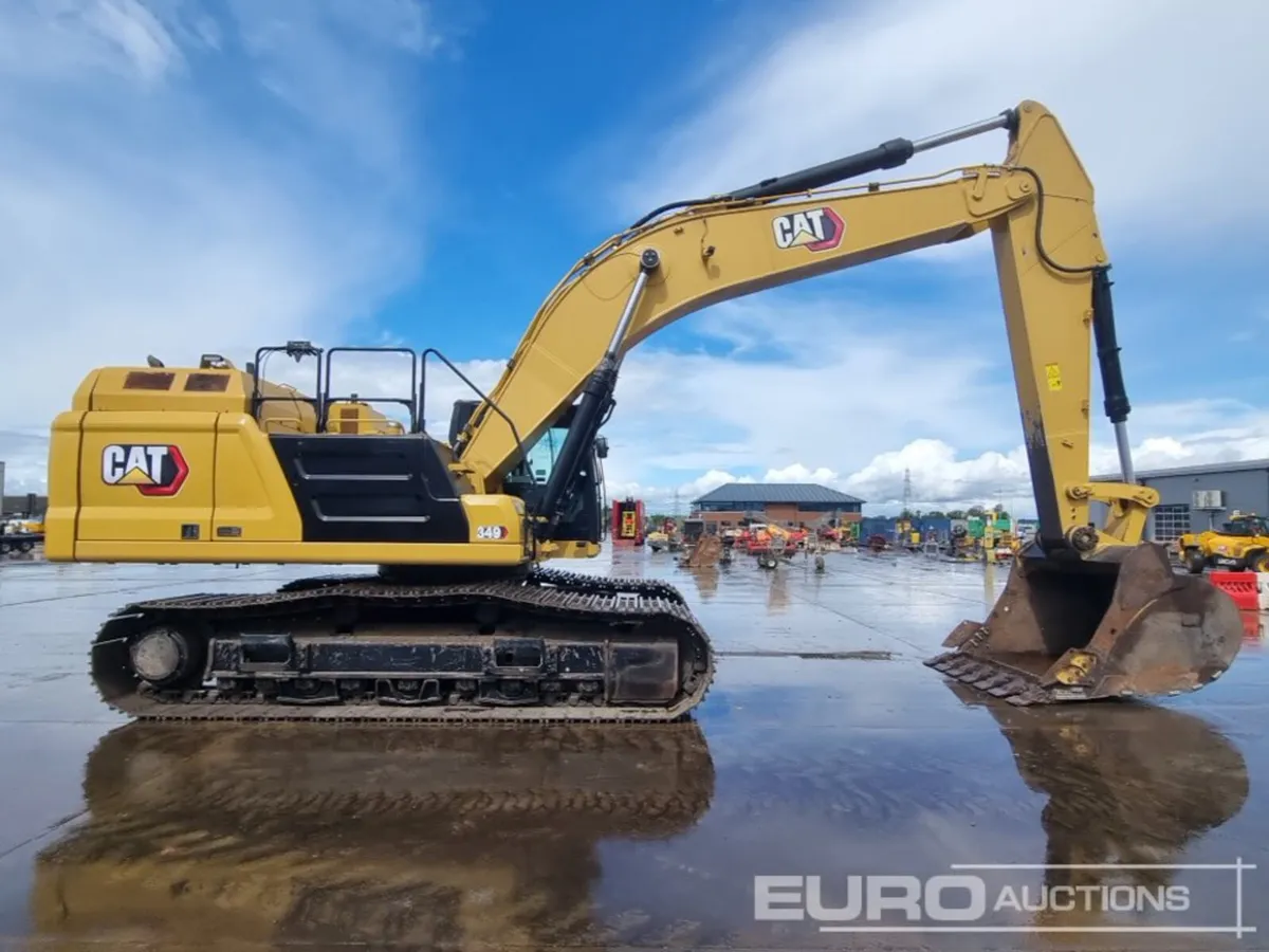 2021 CAT 349 - Image 3