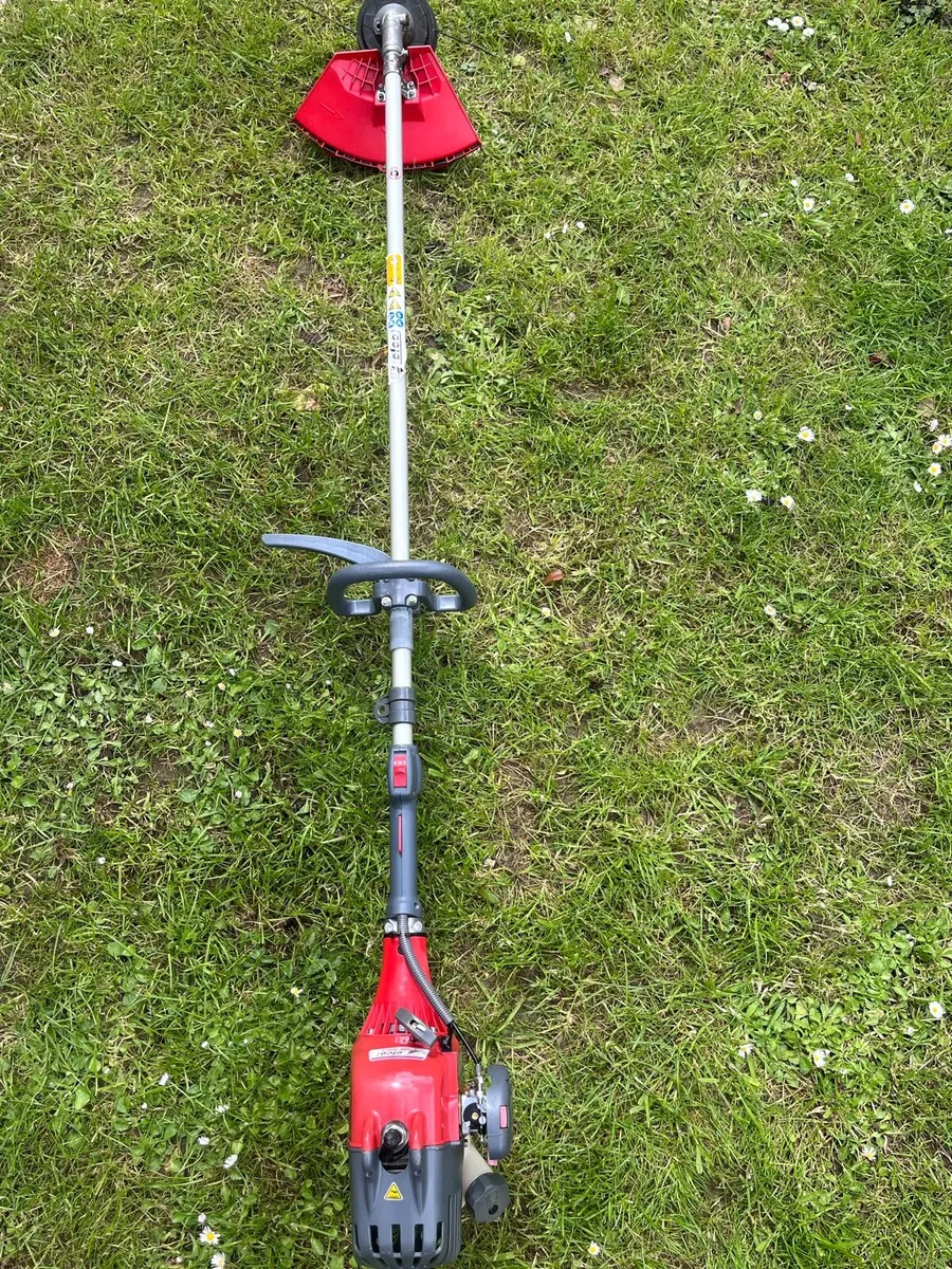 Efco Stark 2500 S Brushcutter - Image 2