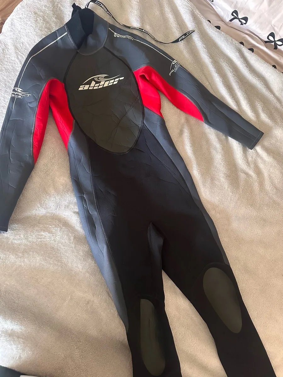 Alder Wetsuit - Image 1