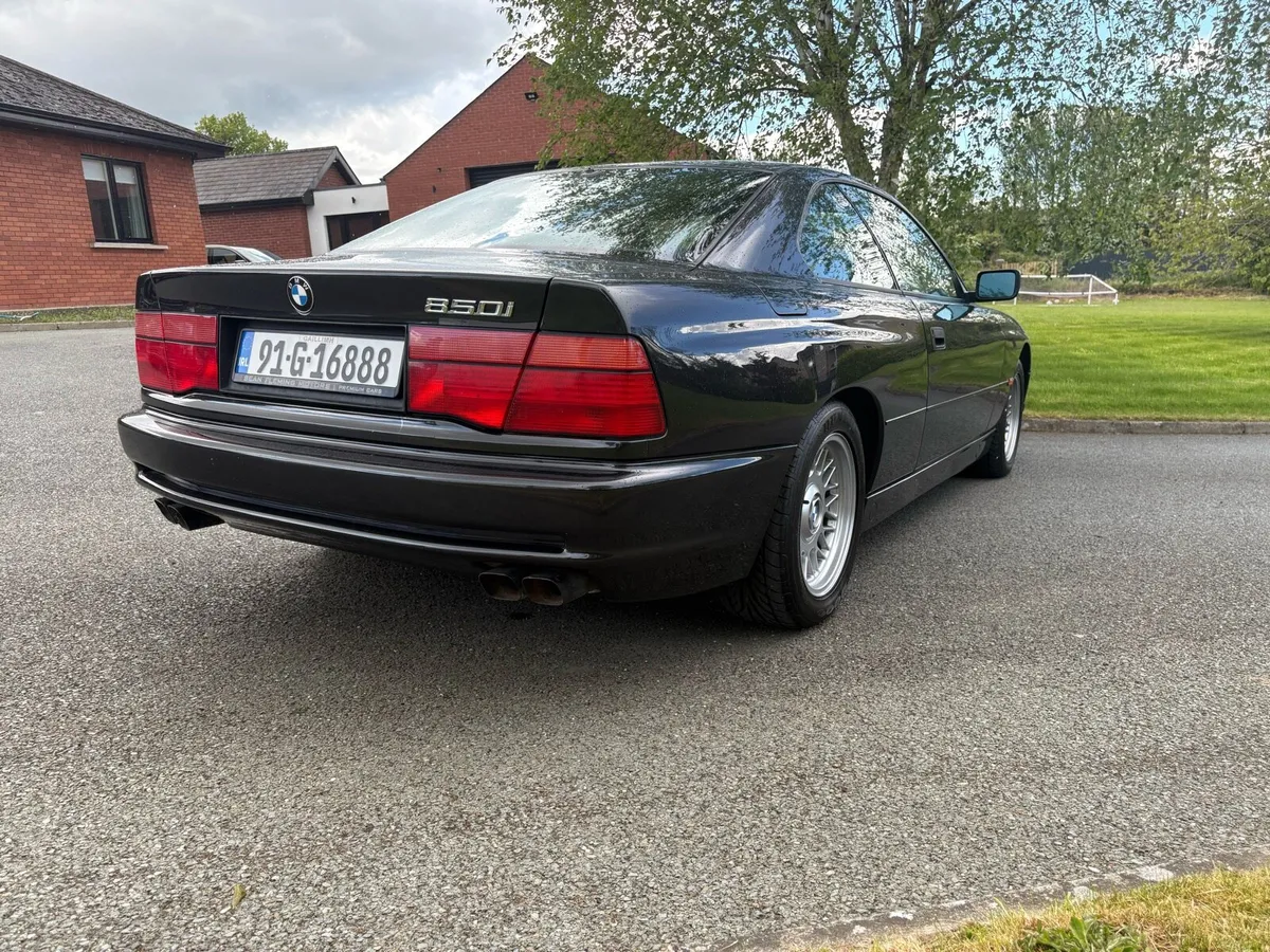 BMW E31 850i V12 - Image 4