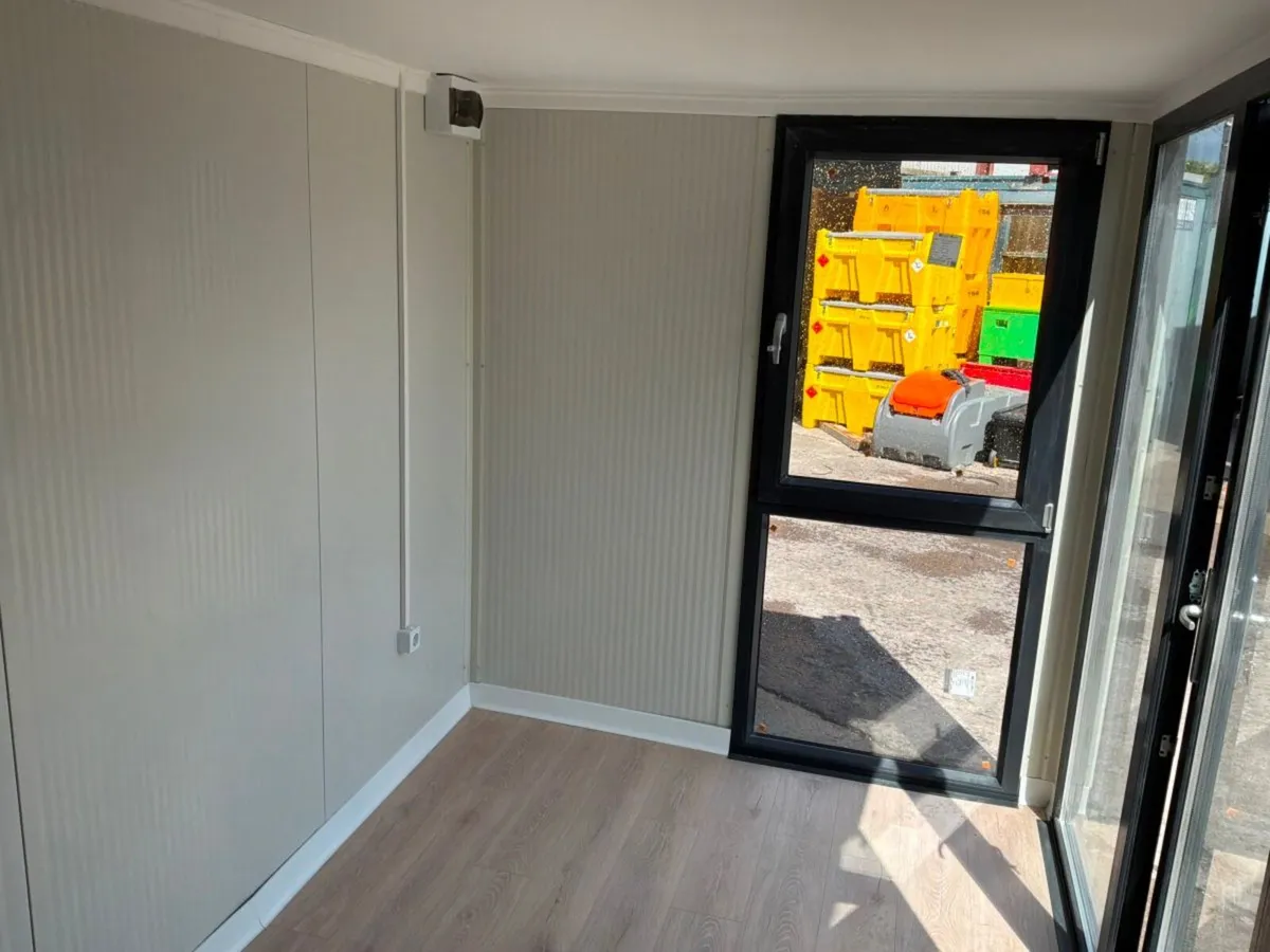 UNUSED 13ft HOME OFFICE / GARDEN ROOM....1171t - Image 4