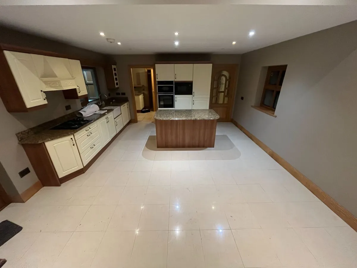 Kitchen Units - Image 2