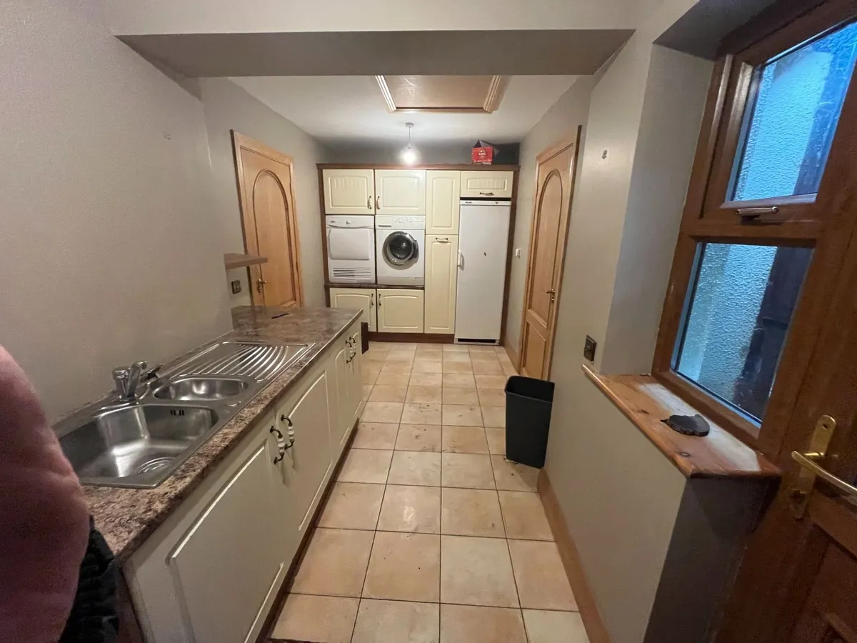 Kitchen Units - Image 3