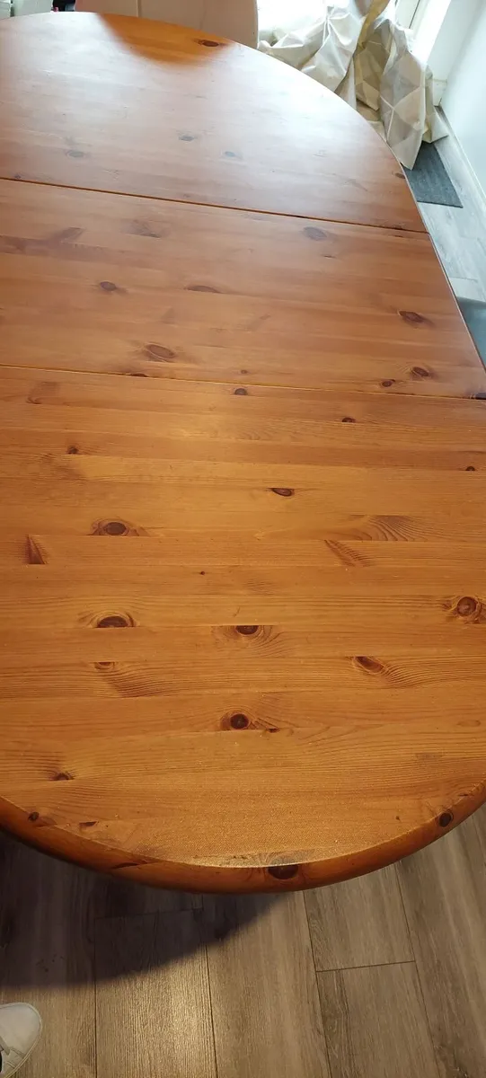 Dining Table & 4 chairs - Image 3