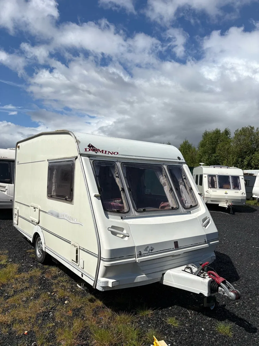 Abbey Domino 800kg 2 Berth Caravan - Image 3