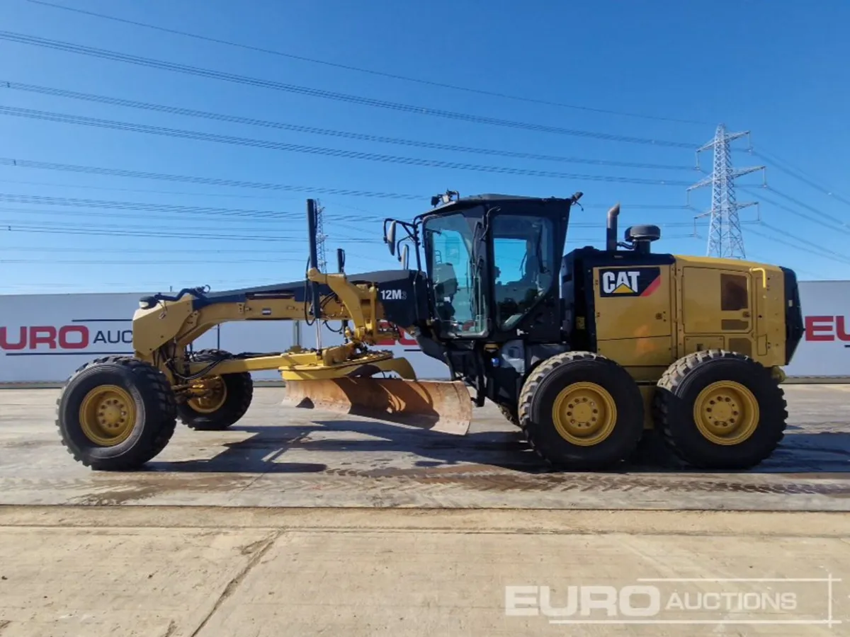 2019 CAT 12M3 - Image 2