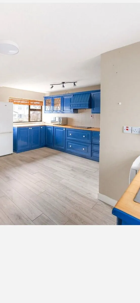 Kitchen units - Image 2