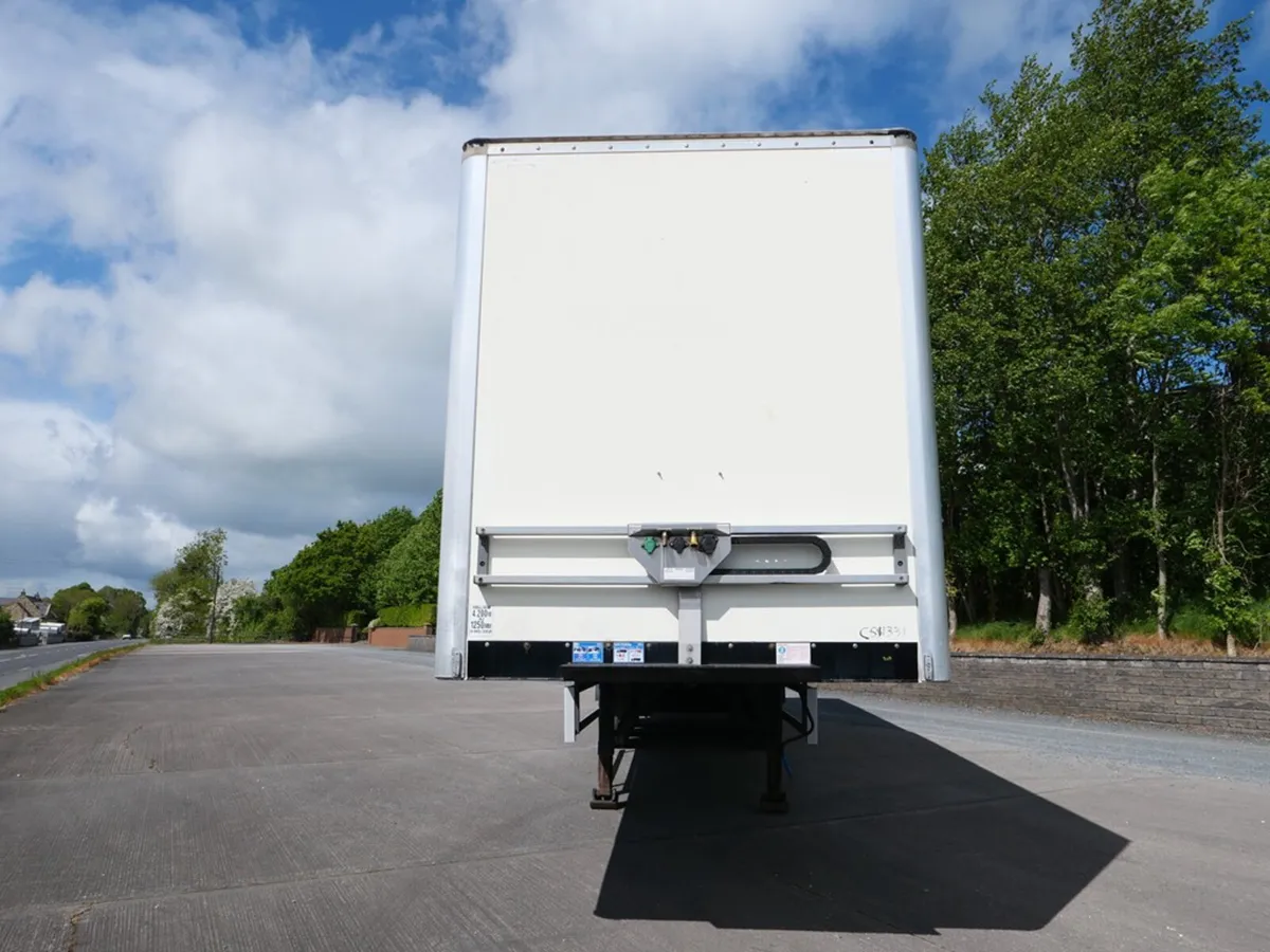2019 Montracon Box Trailer T2-01983 - Image 2